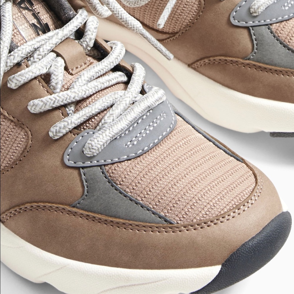 Zara sneakers - Picture 3 of 4